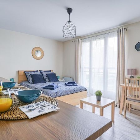 Logement Noah Courcouronnes Kültér fotó