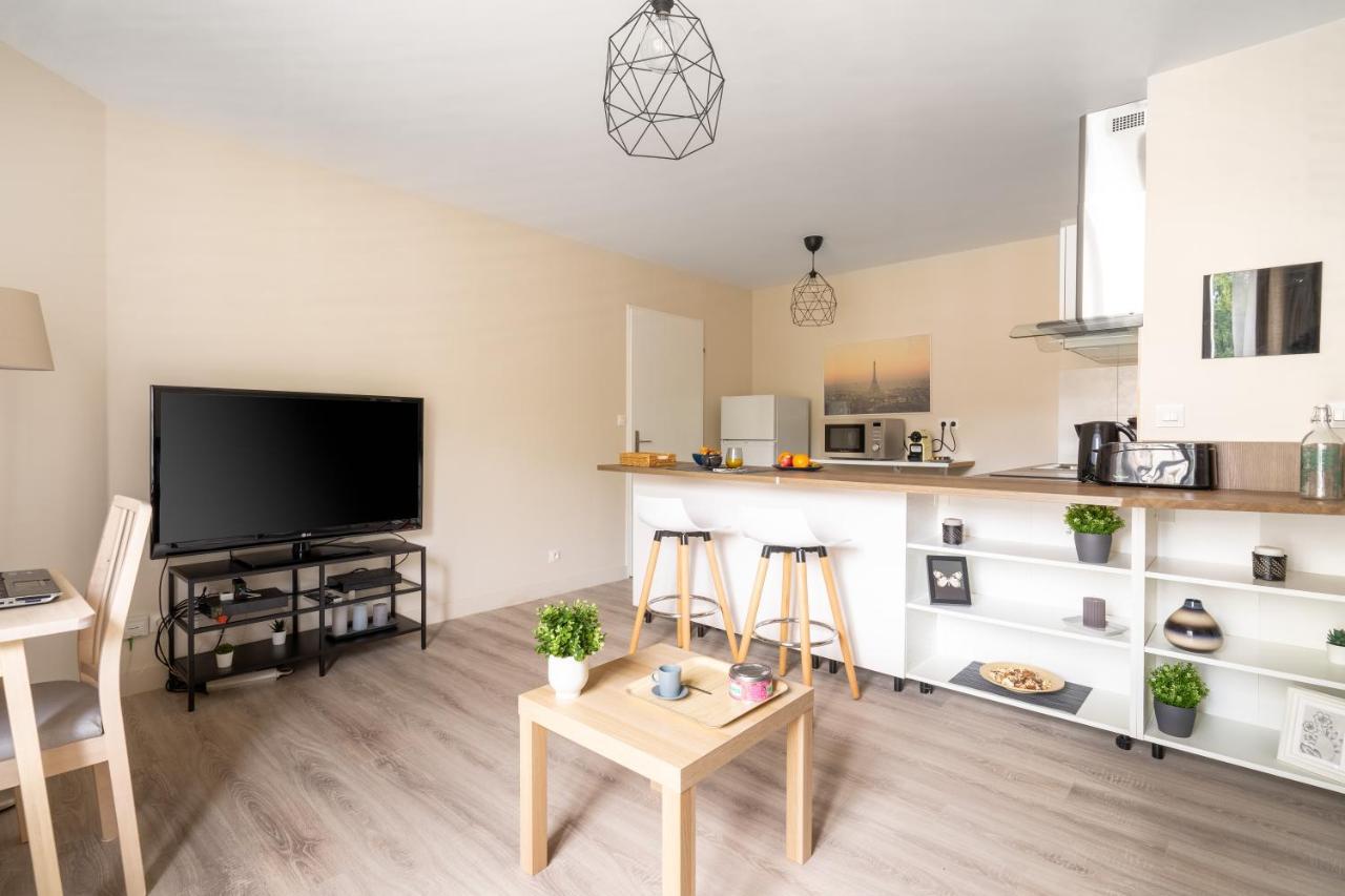 Logement Noah Courcouronnes Kültér fotó