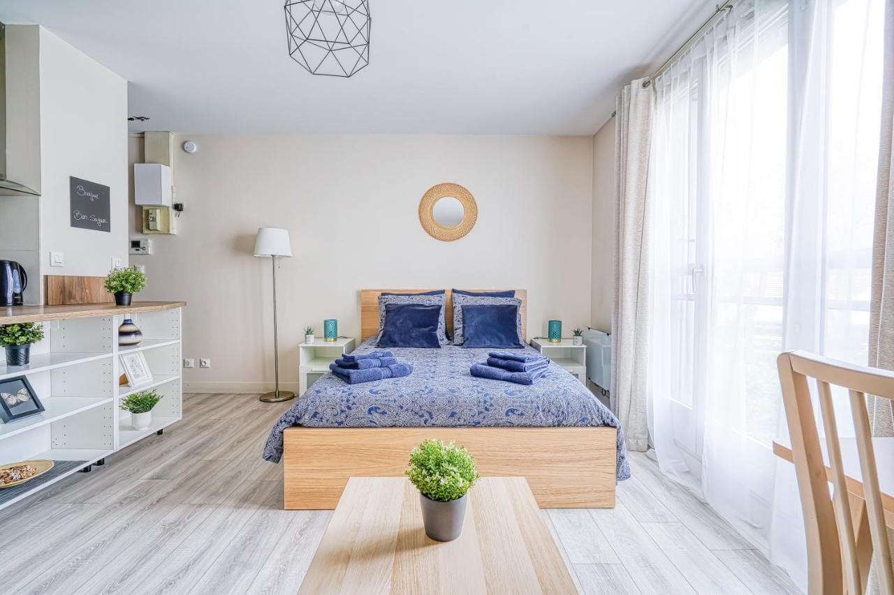 Logement Noah Courcouronnes Kültér fotó