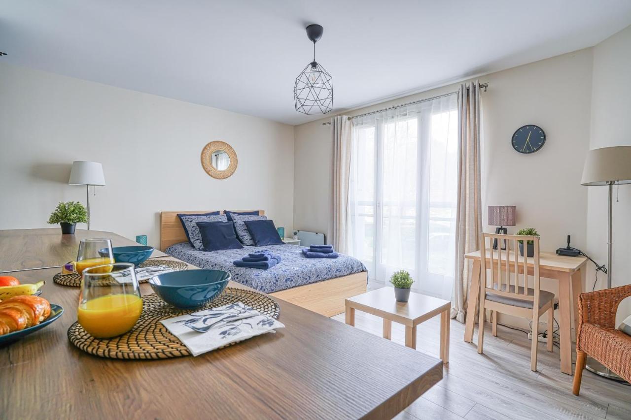 Logement Noah Courcouronnes Kültér fotó